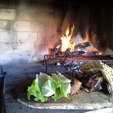 Chiaramonti Agriturismo Pentuma מראה חיצוני תמונה