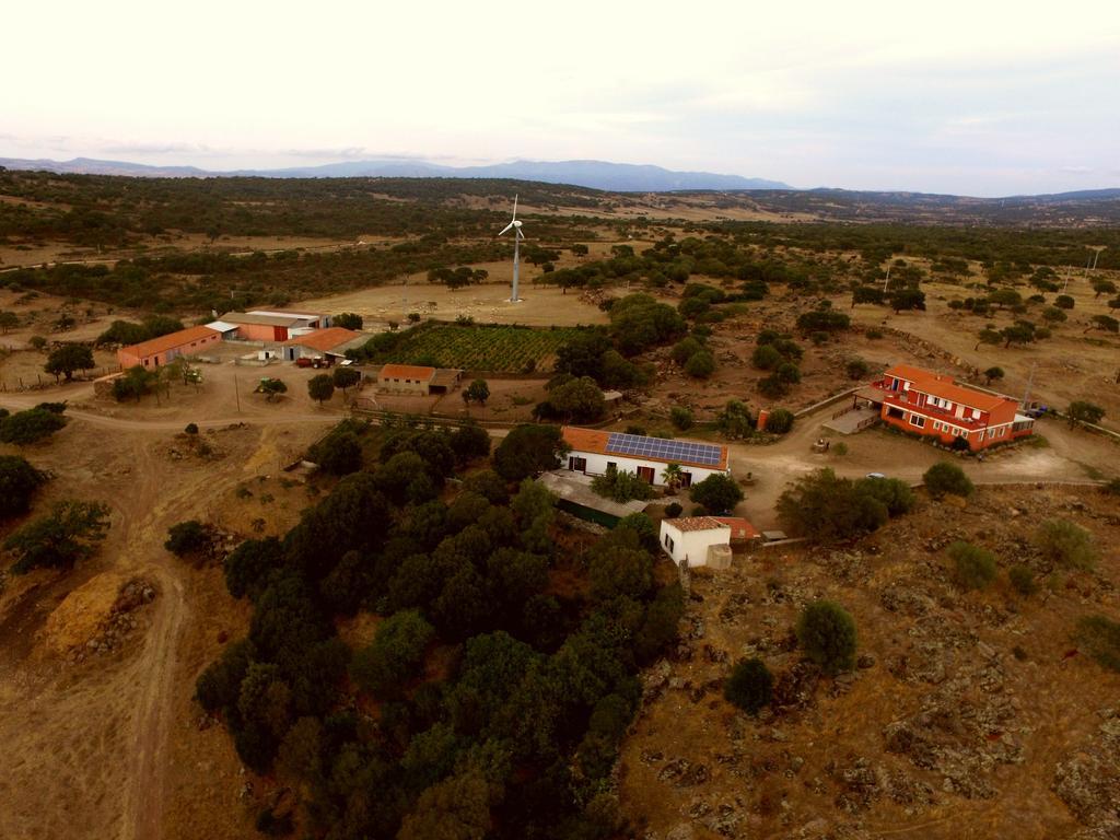 Chiaramonti Agriturismo Pentuma מראה חיצוני תמונה